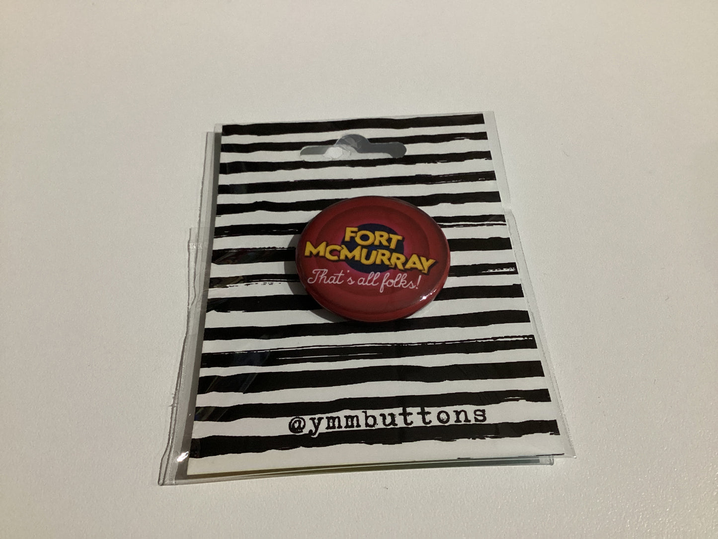 *Vendor004 - 1.5" Pin Buttons