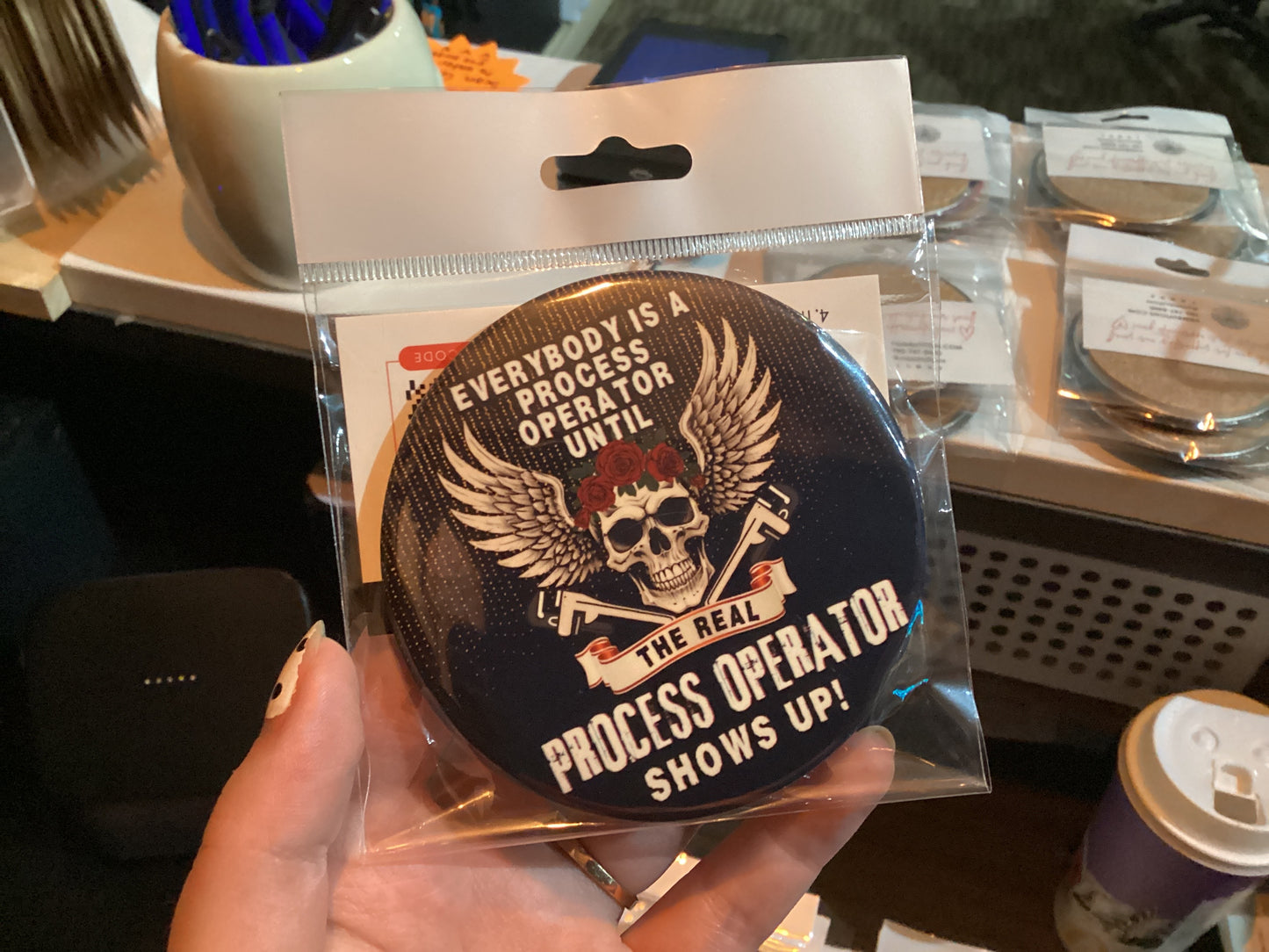 *Vendor004 - 3.5" Magnet