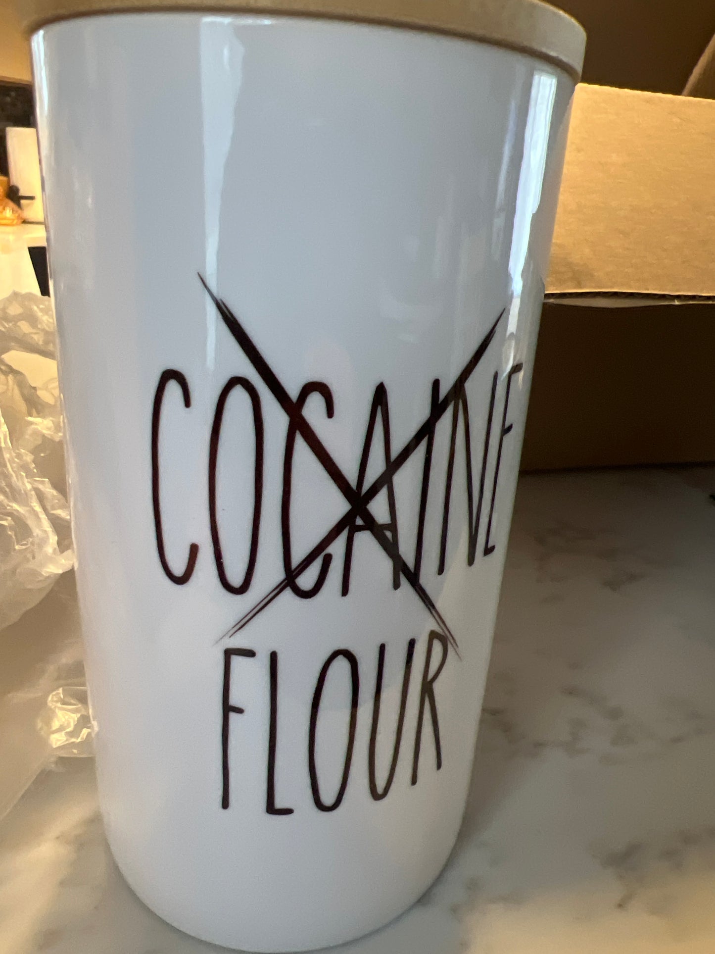 *Vendor001 flour canister