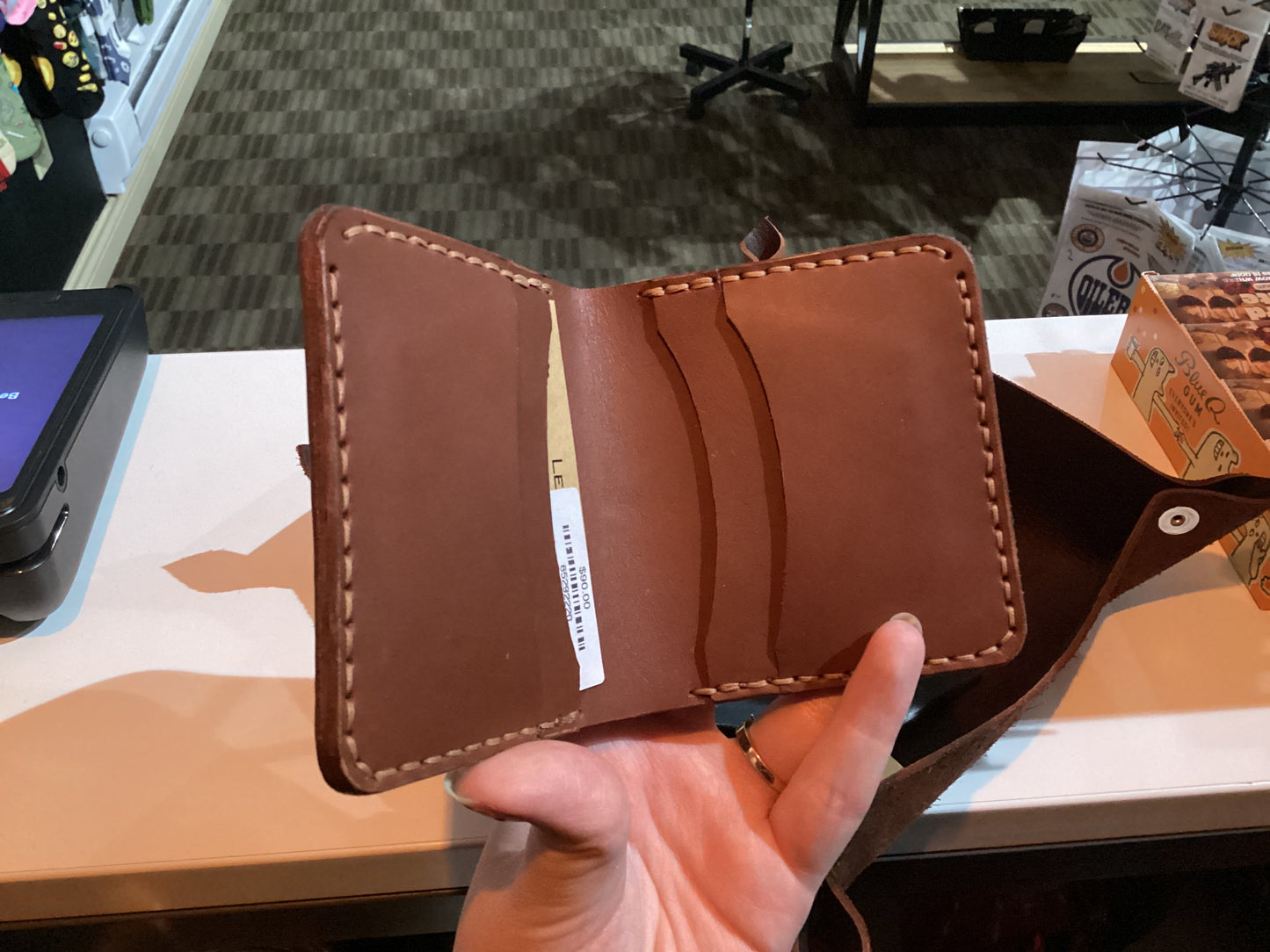 *Vendor008 Brown bifold wallet