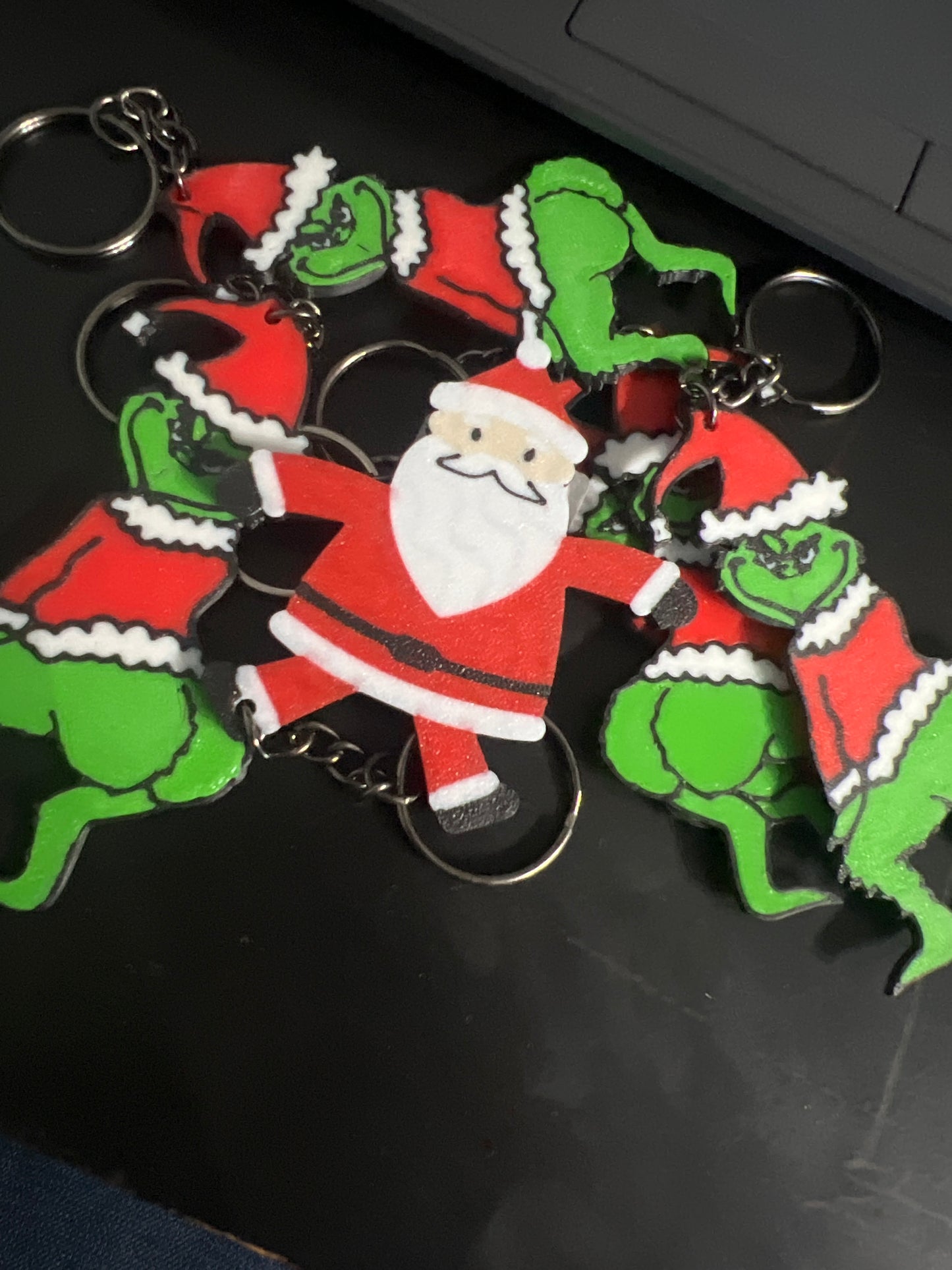 *Vendor10 Christmas keychain
