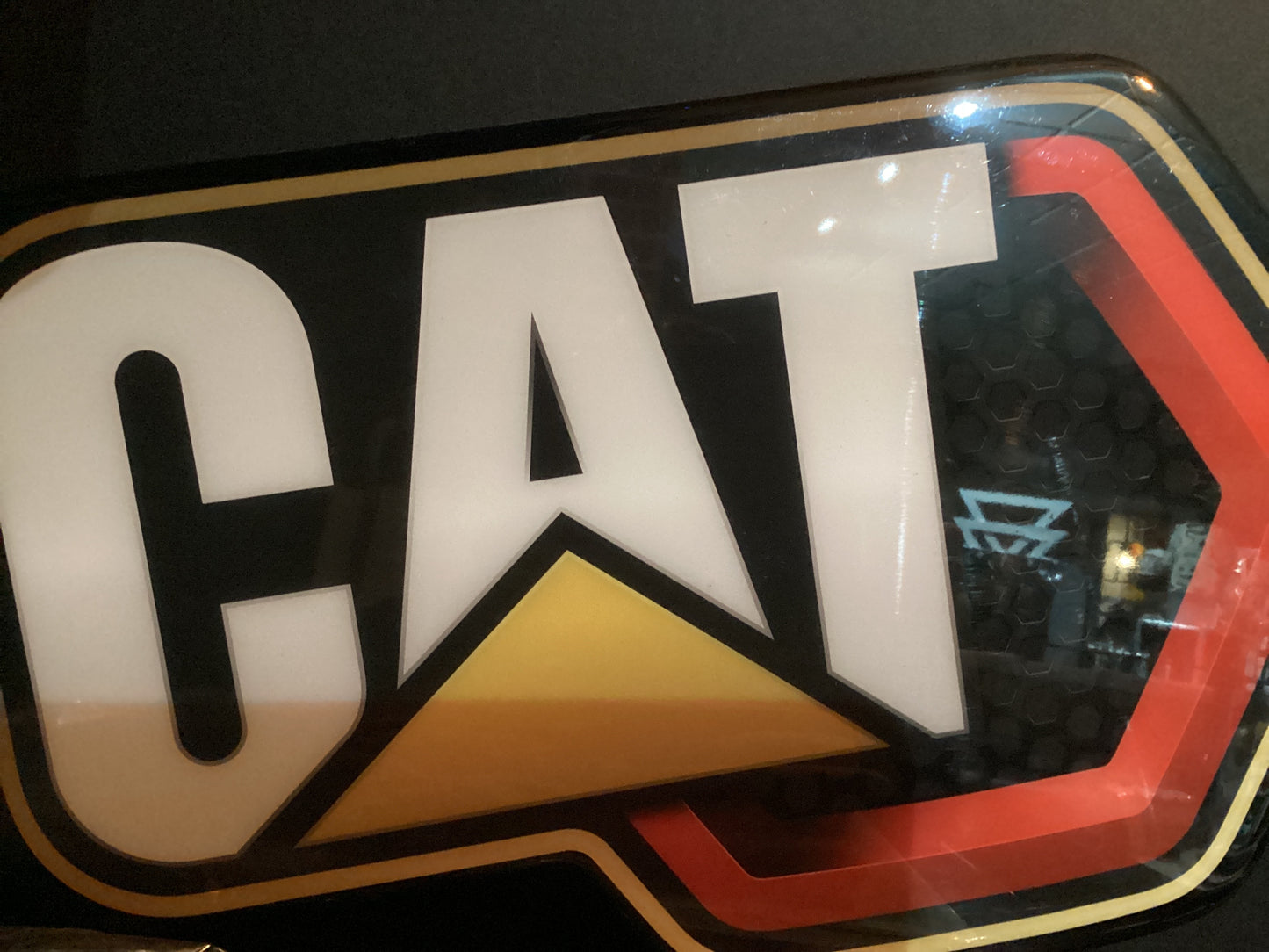 *Vendor005-CAT Sign