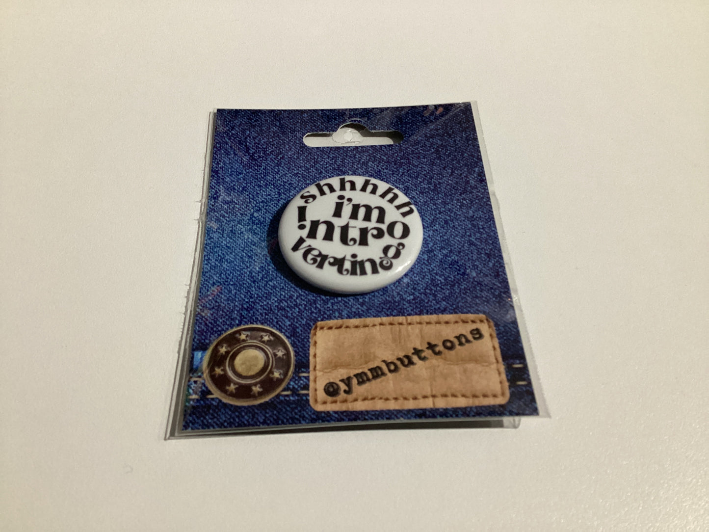 *Vendor004 - 1.5" Pin Buttons