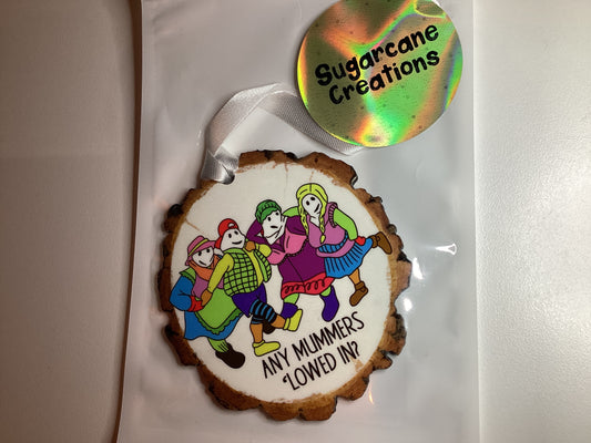 *vendor001 Mummer ornament