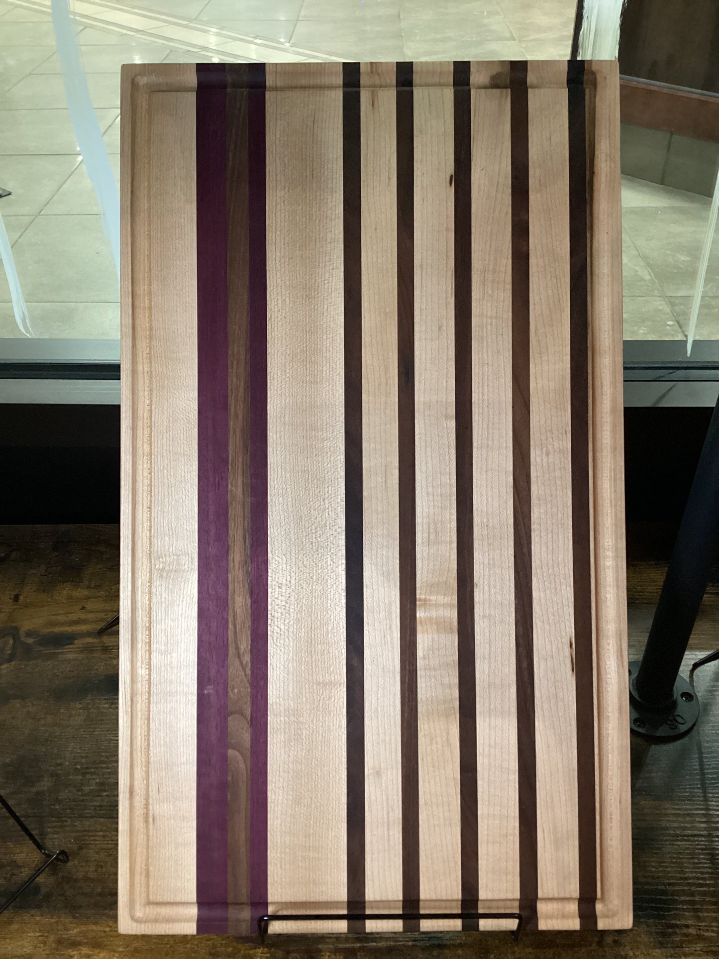 *vendor012-Edge Grain Cutting Board