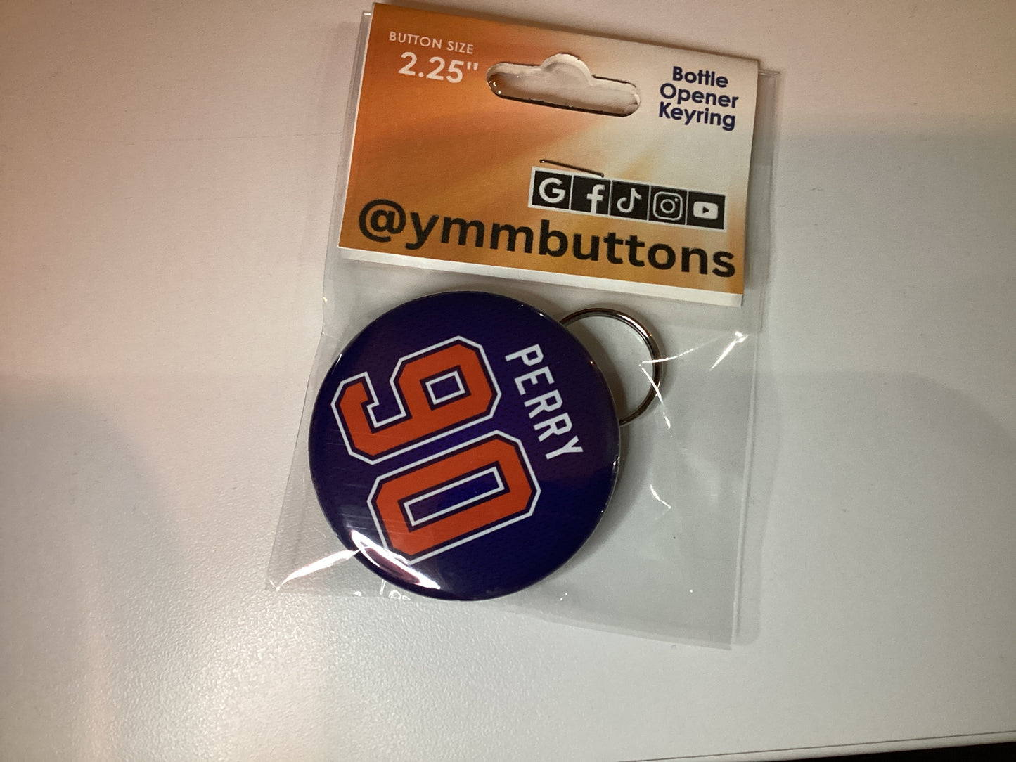 *Vendor004 - Keyring bottle opener